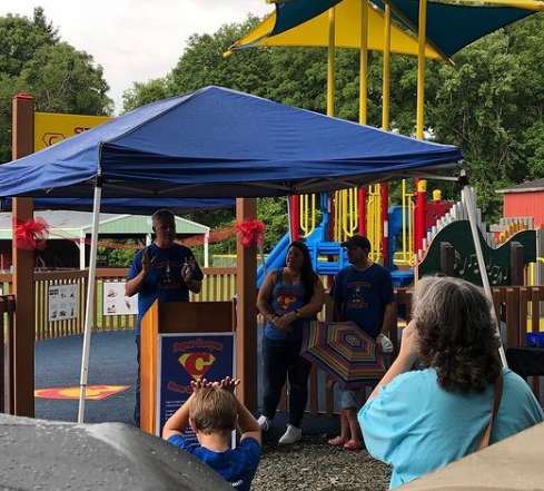 jasongarnar's tweet photo. Good projects happened in 2020:
▪️ Kopernik Science Park
▪️ Super Cooper Playground
▪️ Broome County went after grants to improve housing 🏘️
▪️ Factory by Beer Tree opened at the Oakdale Mall, a great step for economic development 🍻
#Projects #StateofBroomeCounty https://t.co/QuYK68NzNR