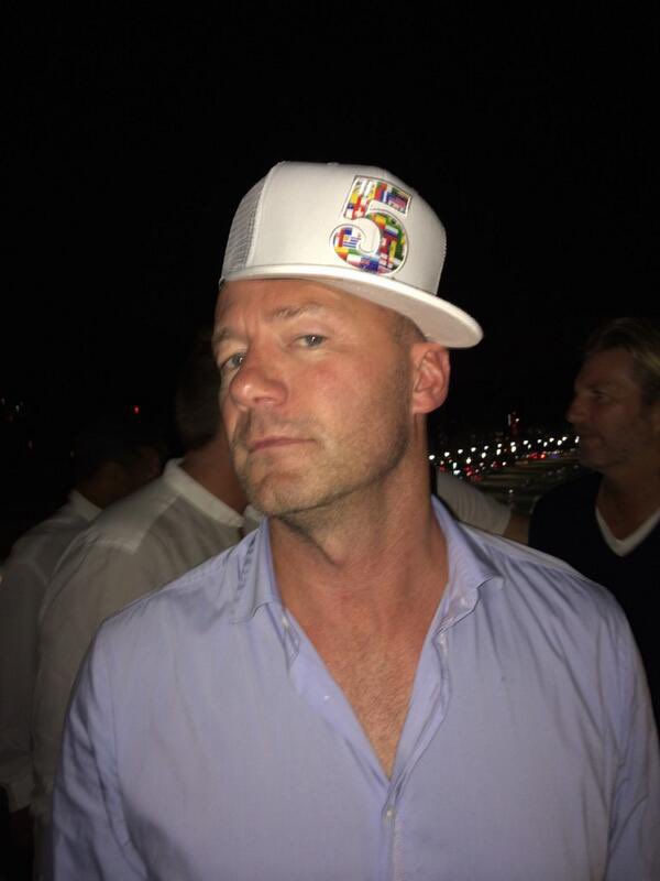 4.1: Continuation on drip(with diagram)Wrigis outfit         Shearers outfitNo words really needed to explain the winner here.