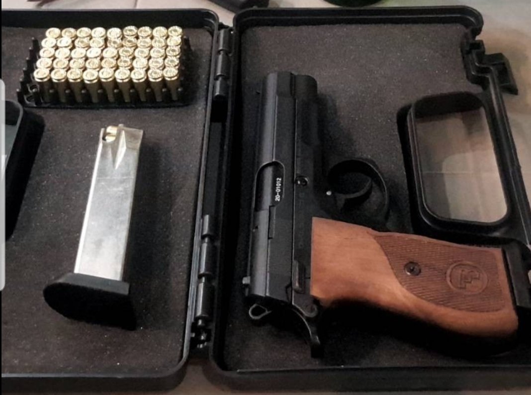 InG_IngDY's tweet photo. ขายปืนแบลงค์กัน Cz75 2 แม๊กกาซีน 6000 บาท นัดรับได้ที่หาดใหญ่
 Line id : 0851462909
 #แบลงค์กัน #แบลงค์กันแปลง #ปืนเถื่อน #ปืนแปลง #ปืนไทยประดิษฐ์ #ปืนชนมือ #หาดใหญ่ #สงขลา  #ปืนมือสอง #ปืนแบลงค์กัน https://t.co/edmPavMEYj