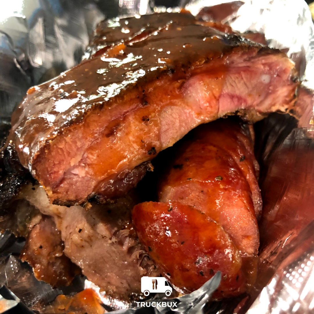 TruckBux's tweet photo. here's a photo dump of all the food we can't wait to eat when it gets warmer outside ☀️
#KeepAustinWeird #KeepAustinEating https://t.co/W1Sor96zeL
