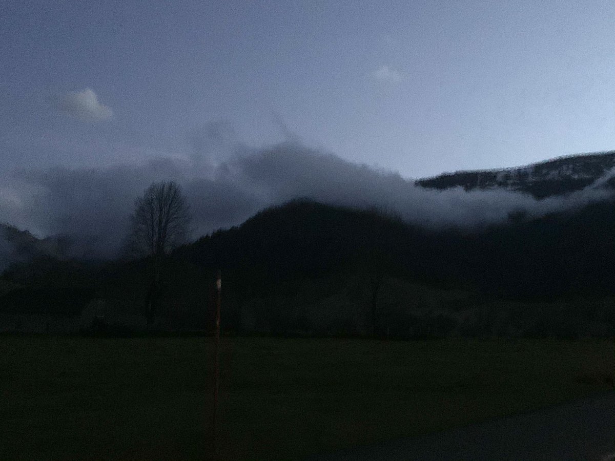 corinne_crabe's tweet photo. Belle nuit en montant au plateau du #benou #ossau #pyrenees https://t.co/ImijKxBDFY