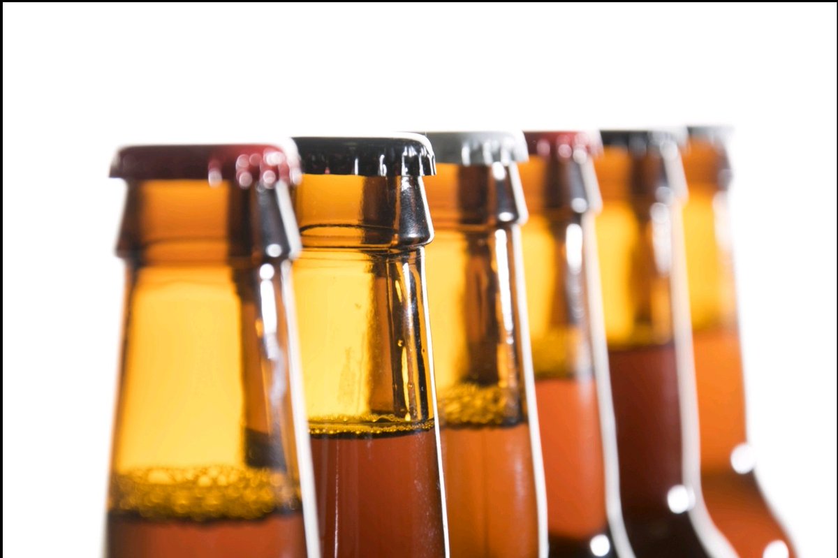 Interesante artículo sobre los envases en la industria cervecera. Lo mejor la conclusión.
"Tomar cerveza en lata o botella de cristal, ¿qué es más sostenible?" lavanguardia.com/comer/tendenci…