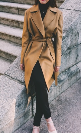 morbern_textile's tweet photo. Coat: vb.,To cover, protect. Just like a warm jacket or down parka protects you from the elements, coated fabrics like vinyl protect upholstery from everyday spills/stains. #VinylUpholstery #CoatedisClean #MadeinNorthAmerica #CoatedFabric #PerformanceFabric #Coats #WinterFashion https://t.co/SdGfRfwJpo