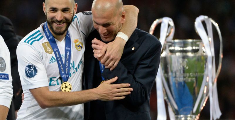 Zinedine Zidane :« Pour moi, oui. Il le prouve, il joue au Real Madrid depuis très longtemps, il compte plus de 500 matches, tous les buts. Au final, son palmarès, tout ce qu'il a accompli ici parle pour lui-même. Pour moi c'est le meilleur attaquant français de l'histoire. »