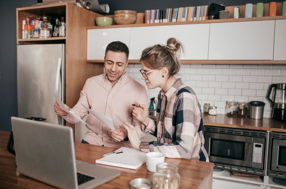 Evettesells's tweet photo. It's best to aim for a 10% to 20% #downpayment for a #mortgage.  https://t.co/E3cyzPGrdB https://t.co/5cSfxR4rRK