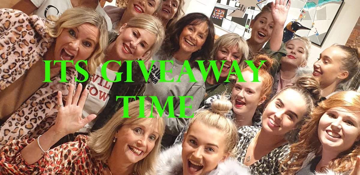 THIS SHOULD GRAB YOUR ATTENTION!!!!
Brace yourself for another Salisa Giveaway this weekend.
The gorgeous goodies will be revealed on Saturday with another surprise so don't miss out!!!
#giveaway #weekendfun #excitingnews #dontmissout #competitiontime #supportlocalbusiness