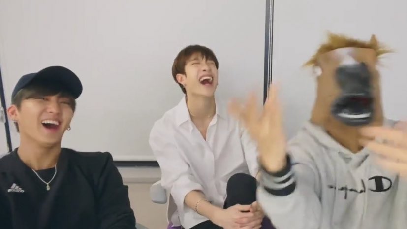 bangchannies's tweet photo. jisung making bang chan laugh: a thread https://t.co/zssXzKYF8r