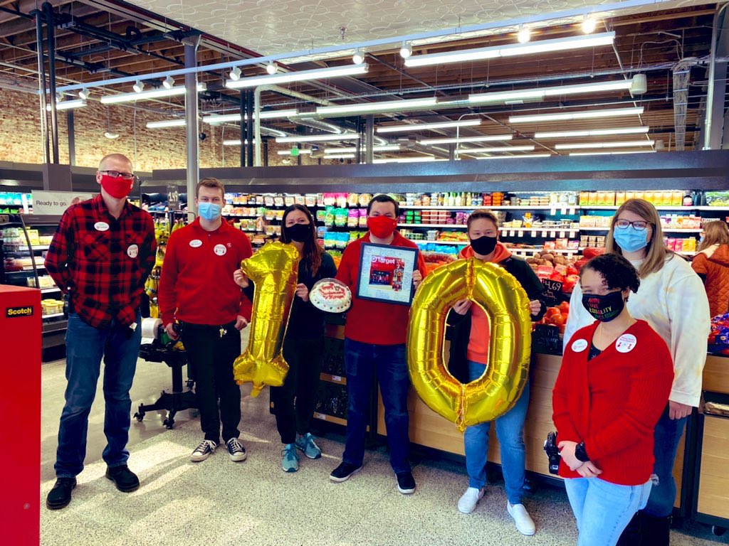 Kaitlin Schager☀️ tweet media