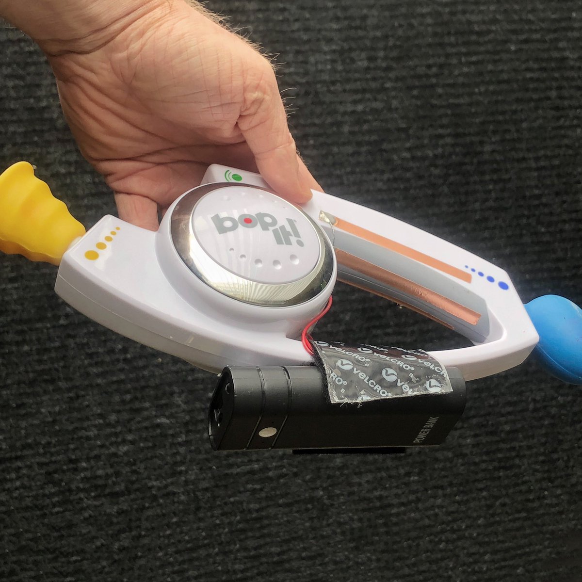JGArtsyEngineer's tweet photo. Getting pretty close on the “Shockit”!
It’s a #bopit that tazes whoever has it and loses (like hot potato.) 

I used a #RaspberryPi and an old dog shock collar. 

#diy #maker https://t.co/FCv7sTWinz