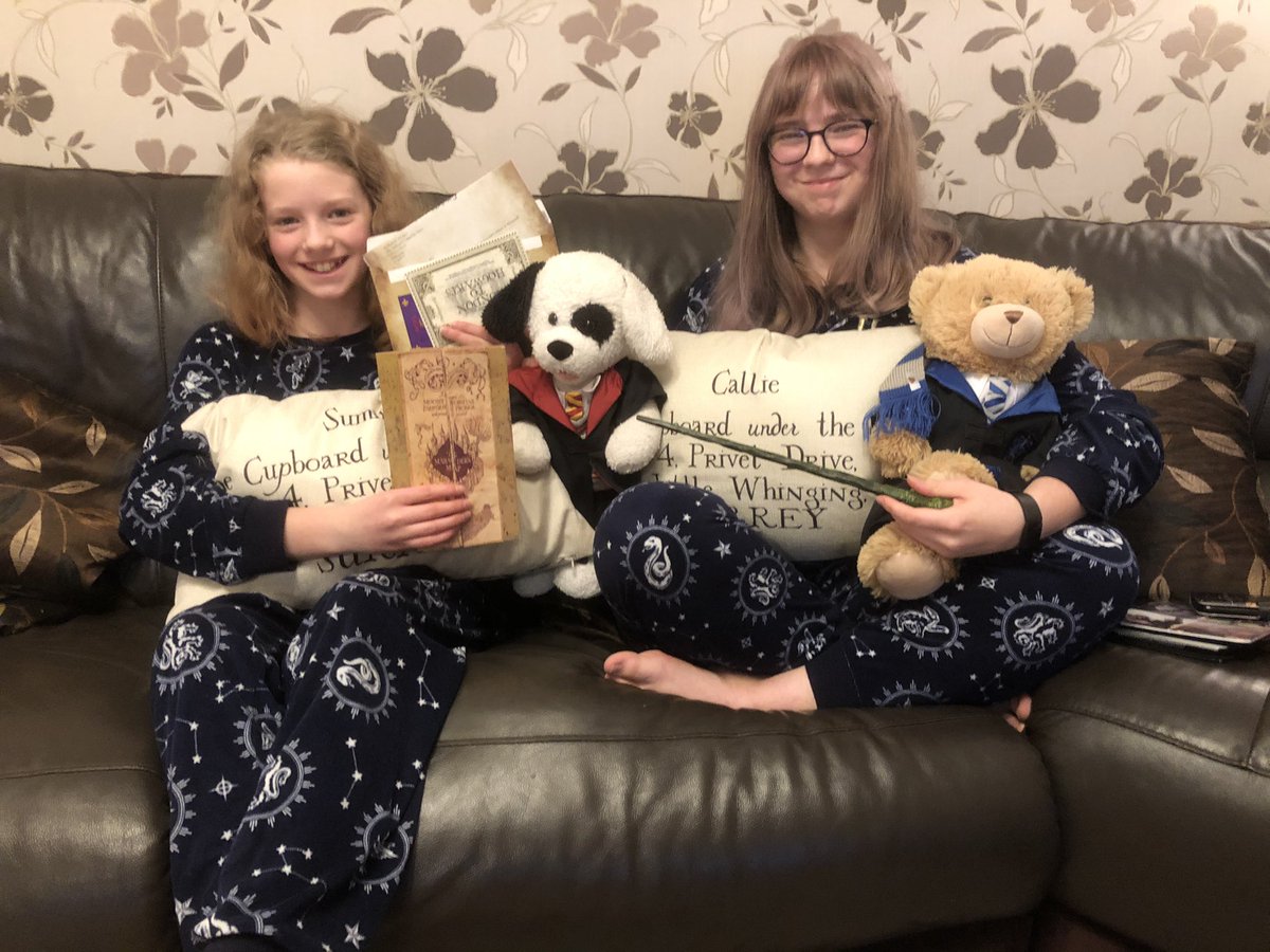 geary_jg's tweet photo. Harry Potter mad in PJs and armed with props and mascots for the big HP quiz, the Raven Marauders! #skyvip https://t.co/xNU5qaKQvR