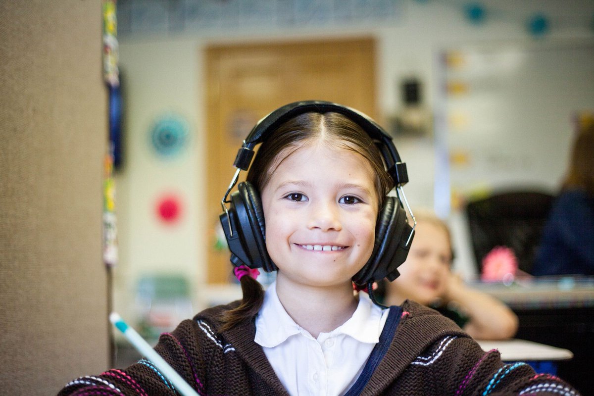 Kids + work isn't an obvious combo 👉 We have prepared a #FREE pdf to highlight how #EASY on-site tutoring #fringebenefit is to implement. 
Go ahead, #download and learn why this #employeesupportbenefit should be on your radar for 2021 and beyond ✨ #FoW
buff.ly/3azw1ut