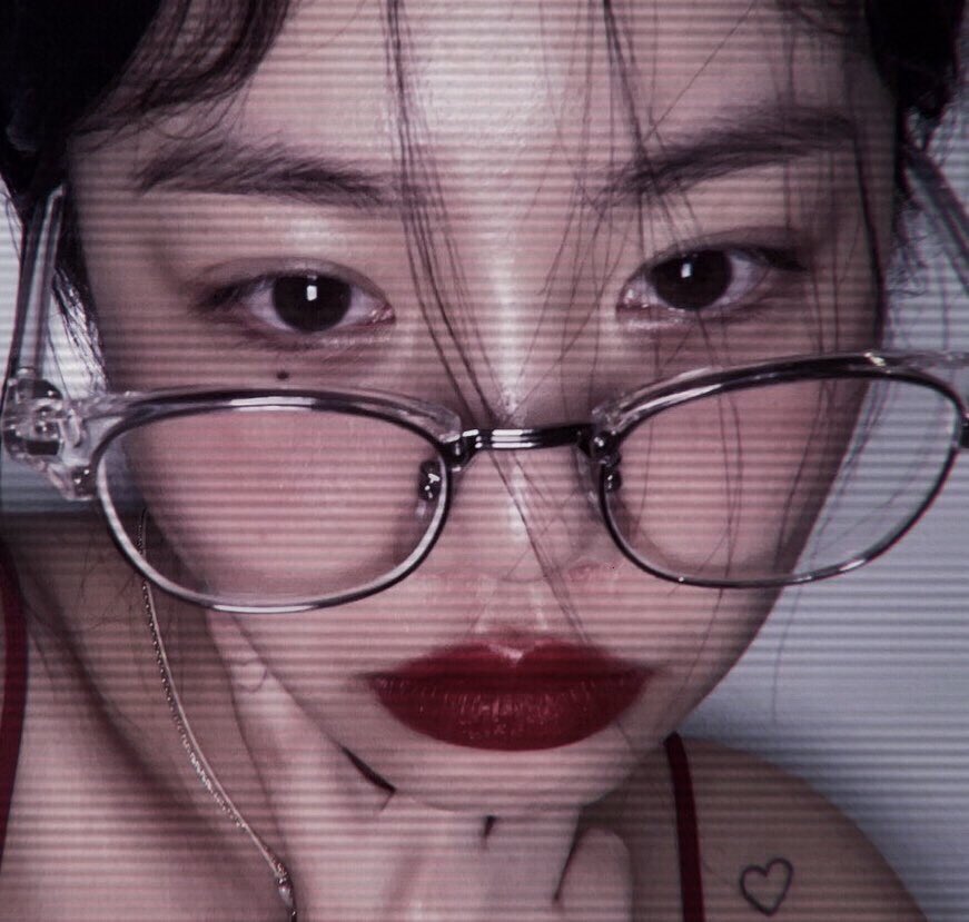 ْ (@egirls0jin) on Twitter photo 