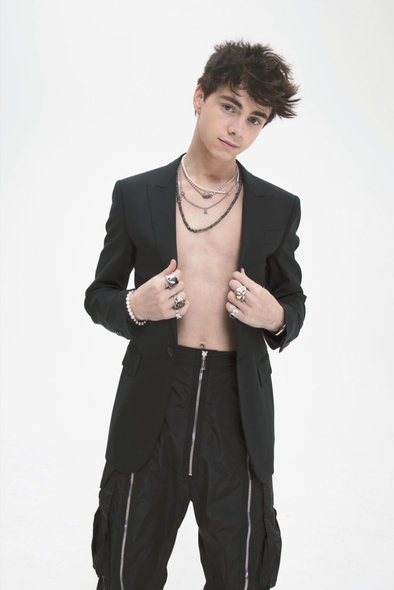 WDW_Access's tweet photo. 〘NEW〙

Exclusive photos of @corbynbesson with Mood Magazine!

©️posemarais https://t.co/adf8lPH5Rp