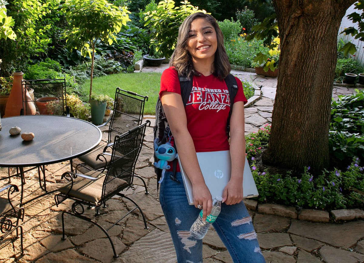 deanza_college's tweet photo. Spring quarter registration starts soon! 🌸 The quarter system gives you a great opportunity to get ahead. Make the most of your time — online — and apply now at the college that's always #TopsInTransfer and more. Visit https://t.co/44cUzHCZBJ to apply. #OnlineSpring https://t.co/hFkLdMe6kU