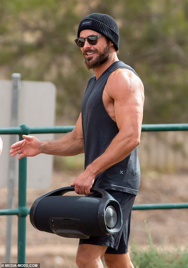 Missguided's tweet photo. Zac Efron. That’s it. That's the tweet. #missguided https://t.co/BnJxYMcSYh