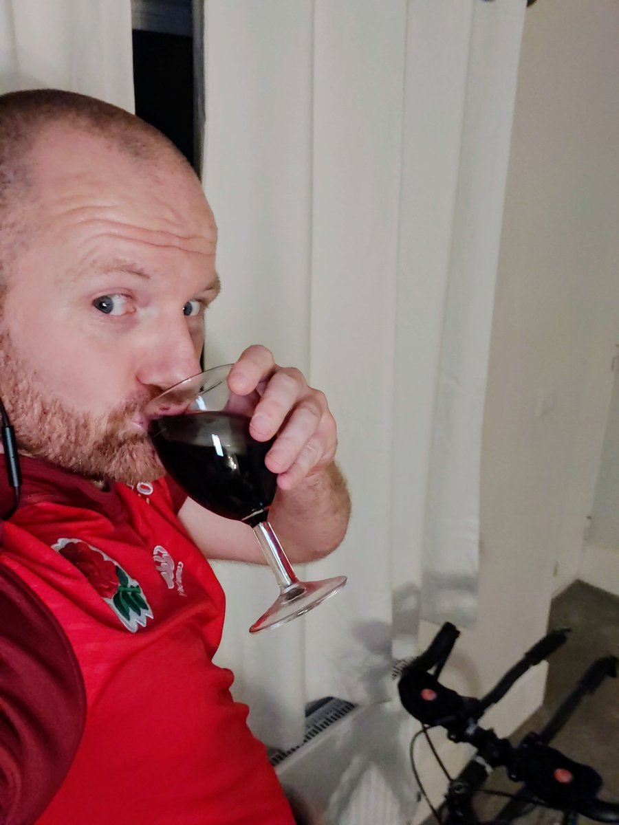 IainMcCracken4's tweet photo. Tri bars = Laptop stand first, now wine glass holder 🤣 This cycling malarkey is much easier when you can't feel your legs 😅🤪 #notadvised #BRIT2021Challenge https://t.co/OWx8Ll22ME