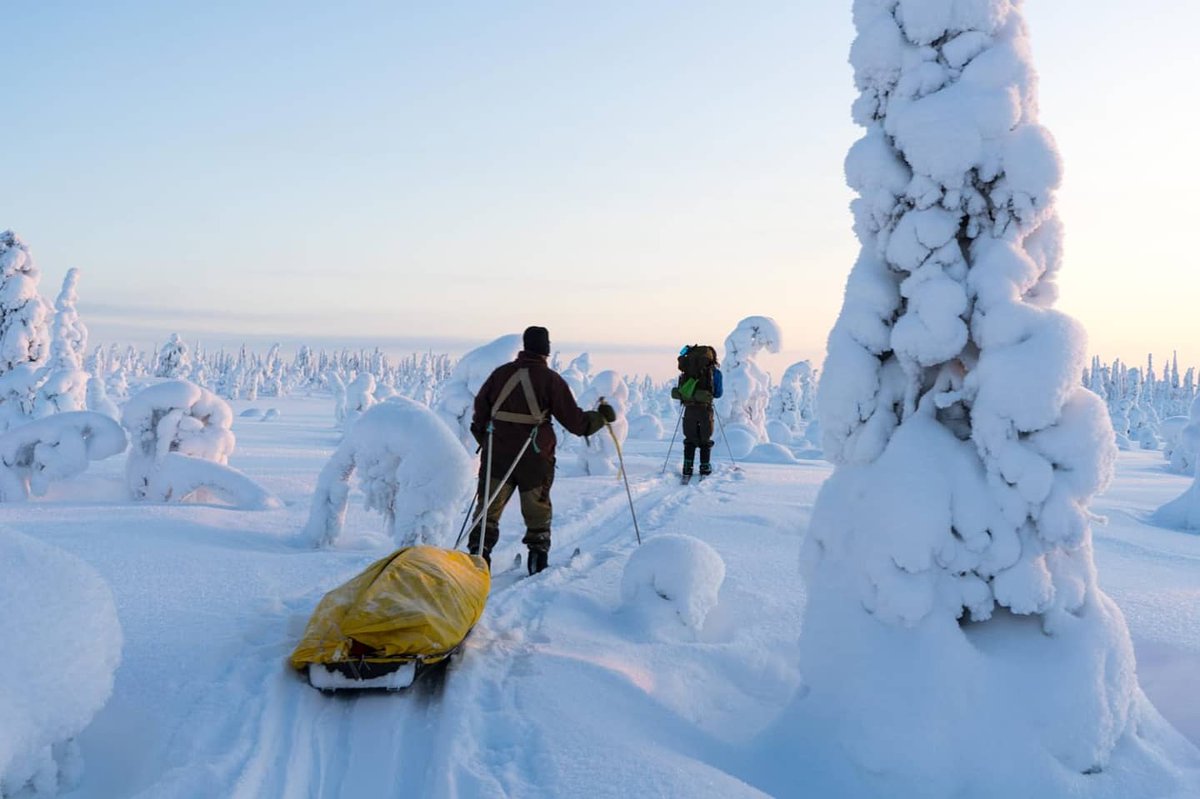 How do you get to where you're going in the snow?! And what do you count on to keep you cozy once you get there? ☃️❄