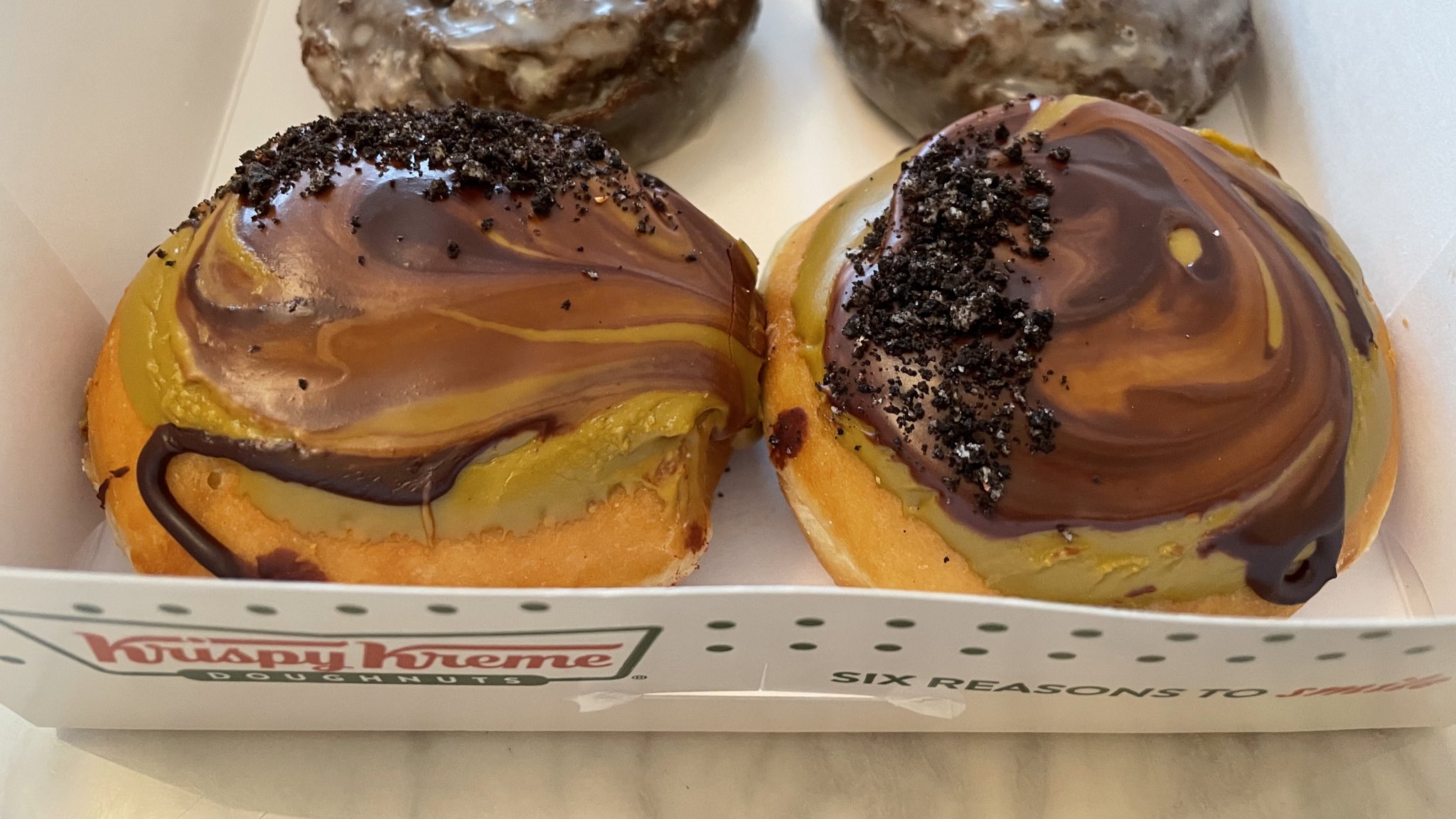 on X / of donuts Kreme Cabel https://t.co/tSDidSI7du\