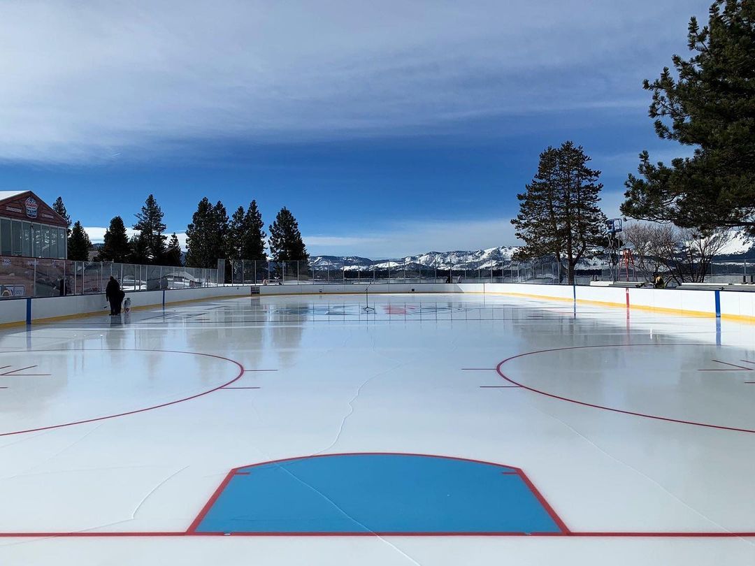 NBC Sports Hockey on X: Sunset at Lake Tahoe. This day is far from over.  #NHLOutdoorsAfterDark (📸 @nhl)  / X