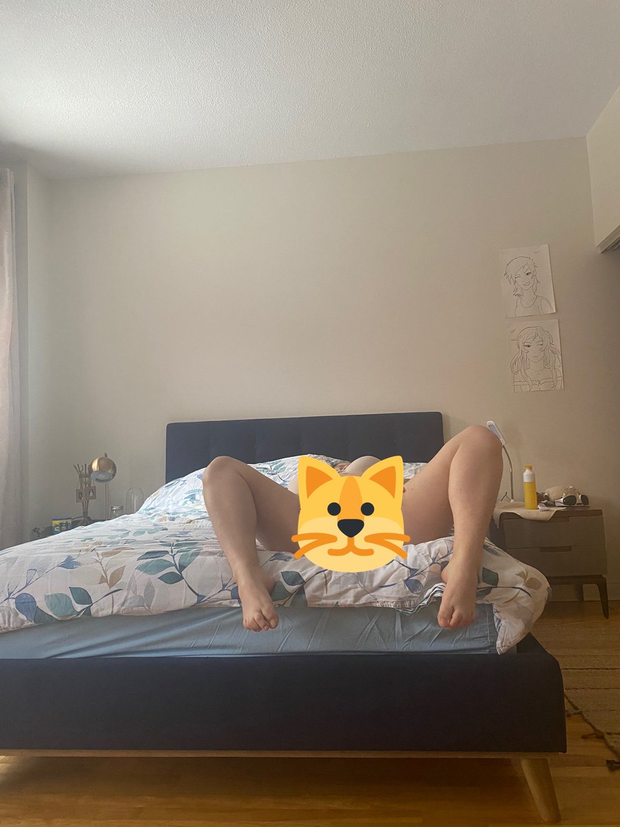alezya8's tweet photo. What are u waiting for ?  —> see it on my OF #buttpic #body #buying #DADDYSGURL #buyingcontent #boobs #curiosity #daddysgoodgirl #feet #horny #hot #sellingcontent #nude #nsfw https://t.co/P01qsV8Yyf