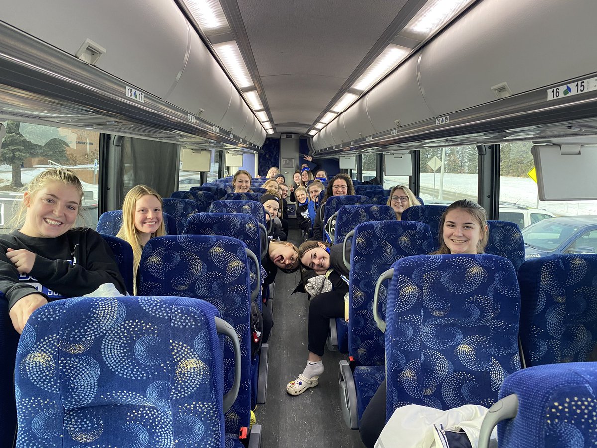 MSUCometsSB's tweet photo. Can you believe it!! We are actually on a bus leaving to play!!  😍😍 Game Day tomorrow!! #Findaway https://t.co/cTlPGEwtgp
