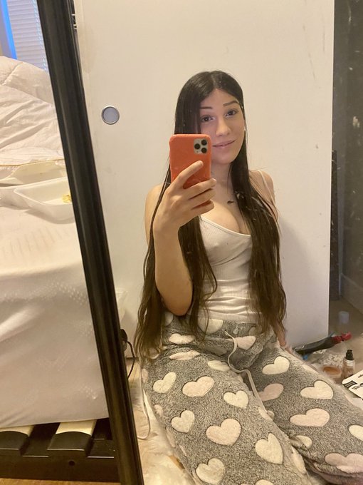 Good morning 🤗💖 https://t.co/yPMkqYi2KP<a href="/tag/trans"class="tags"><span>#trans</span></a>