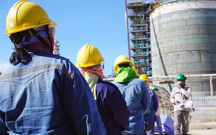 Research shows that positive safety leadership boosts employee safety practices by up to 86%. Here are 7 tips to be an effective safety leader: 

hubs.ly/H0GCpXF0
#safetyleadership #safety #safetyleader #safetypractices #mobileapp