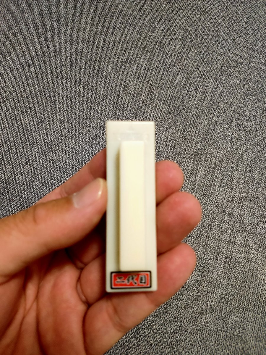 花凛pa على تويتر スジボリ堂さんの二代目鬼斬を使用しました 製品名からも 斬る という感想の方が多いのですが 私は 削ぐ そぐ か 木工カンナで 削る けずる という感覚でした 平面出しも簡単で 晴らしいヤスリです スジボリ堂 ガンプラ 花凛pa على تويتر スジボリ堂さんの二代目鬼斬を使用しました 製品名からも 斬る という感想の方が多いのですが 私は 削ぐ そぐ か 木工カンナで 削る けずる という感覚でした 平面出しも簡単で 晴らしいヤスリです スジボリ堂 ガンプラ