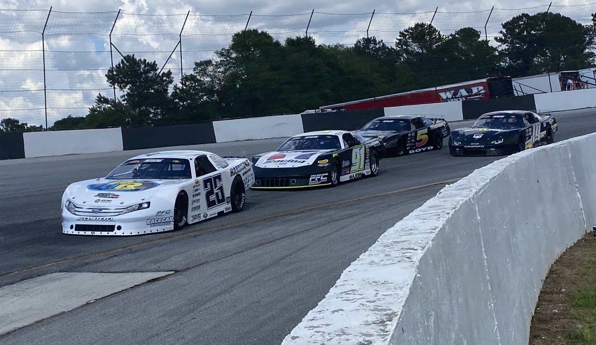 RacingAmerica's tweet photo. Rattler 250 Entry List Filling Up With SLM Stars:
https://t.co/X7AEt1gxnG

@SouthAlabamaSAS @SoSuperSeries https://t.co/Tw7ZNuwhfE