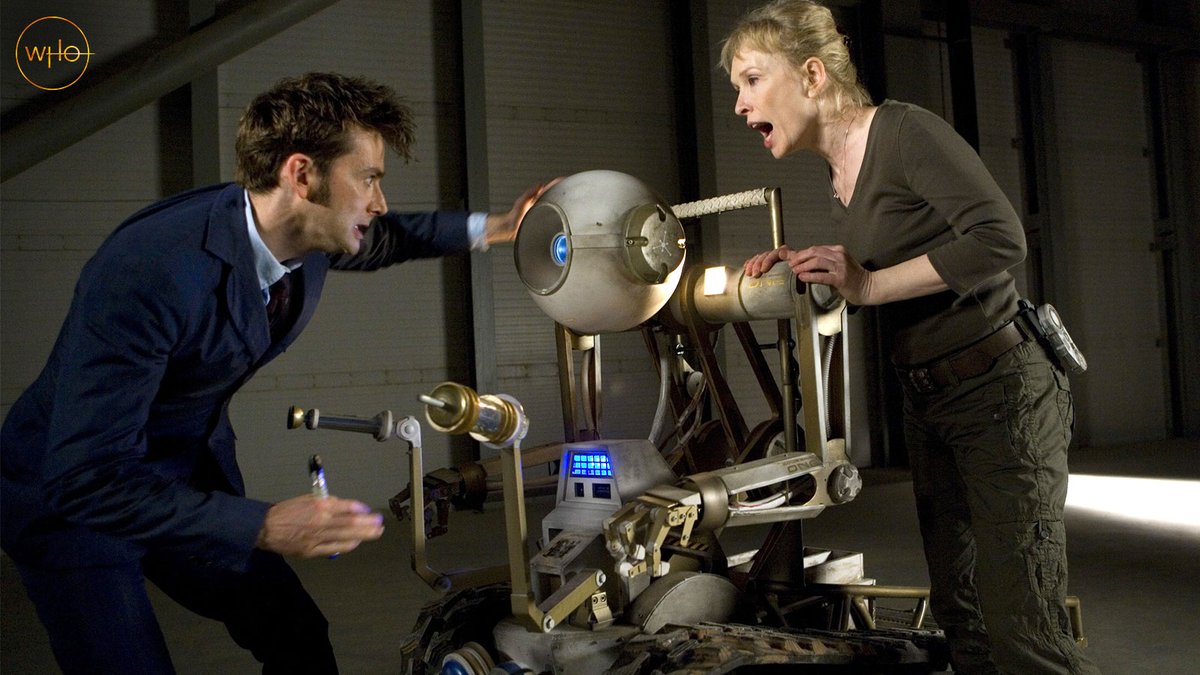 bbcdoctorwho's tweet photo. "Gadget, gadget!" 🤖 https://t.co/dECZe8LhBz https://t.co/cqbu7jnKrb