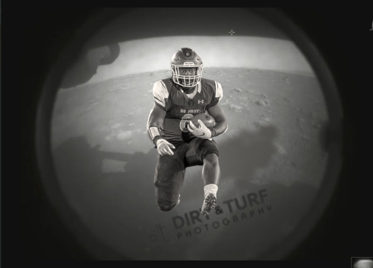dirtnturfphoto's tweet photo. I kept trying to tell you that @TajButts wasn't from this planet. Nobody believed me... https://t.co/dD0ONzB5b1