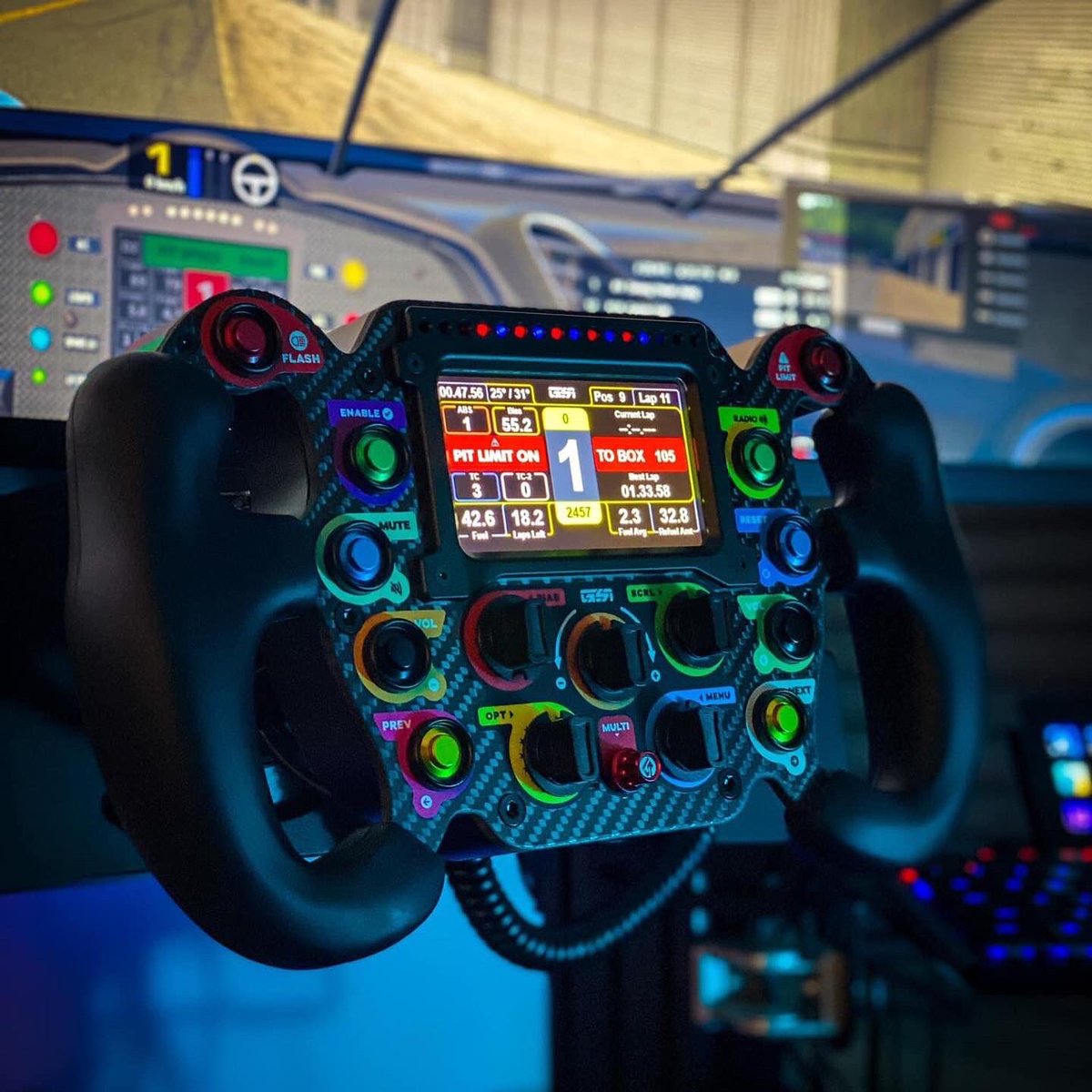 gomezsimracing's tweet image. Another happy Formula Pro Elite customer in Australia thanks to @kodakhodak ! Welcome to the GSI fam! 😍😎😍😎