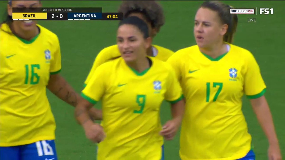 2-0 Brazil! Cool as you like from Debinha