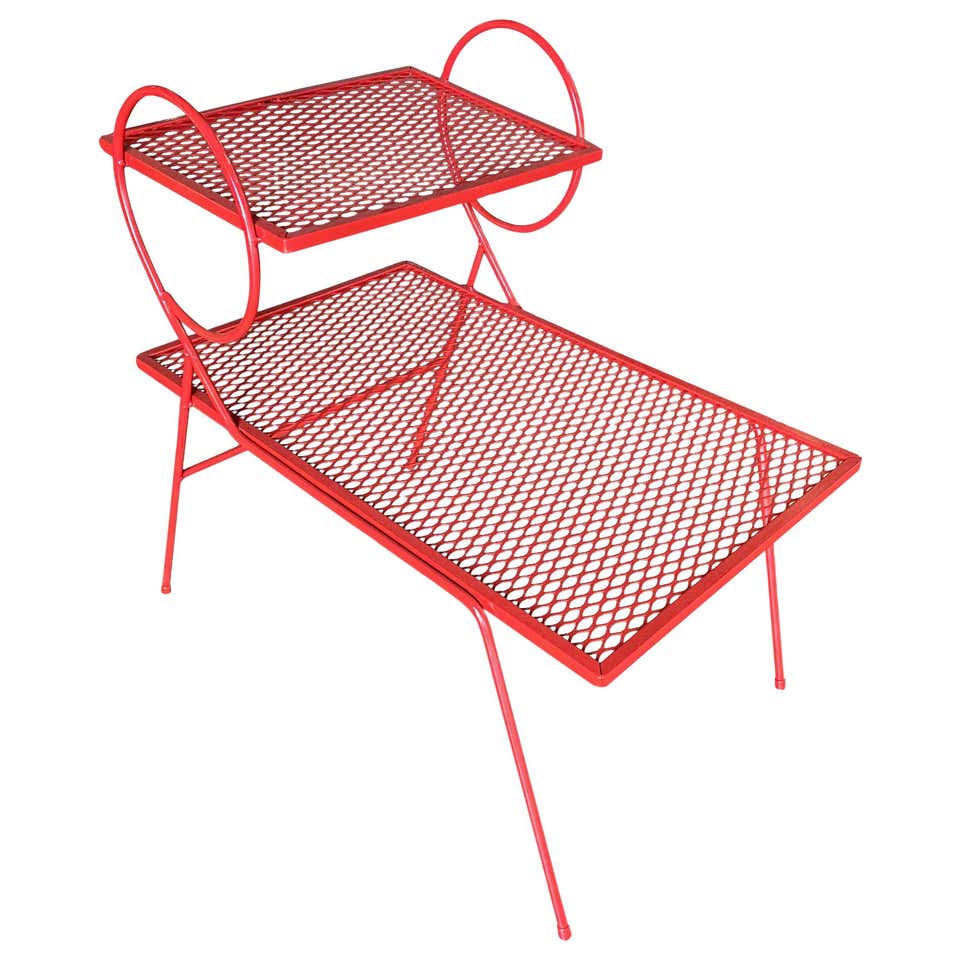 MadMenModern's tweet image. Red Patio Tables - we have these great, red, patio tables available. The one on the right is a large, outdoor coffee table and the one on the left is a side table. Contact us for more info: harveysonbeverly@gmail.com #red #patiotables #exteriordesign #midcenturymodern #midcentury