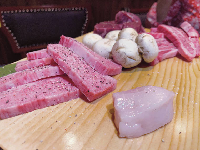 StarAdvertiser's tweet photo. #WeeklyEater: Han No Daidokoro offers refined #yakiniku experience #Kakaako https://t.co/P6csOmgWPN https://t.co/iRUghdGVmw