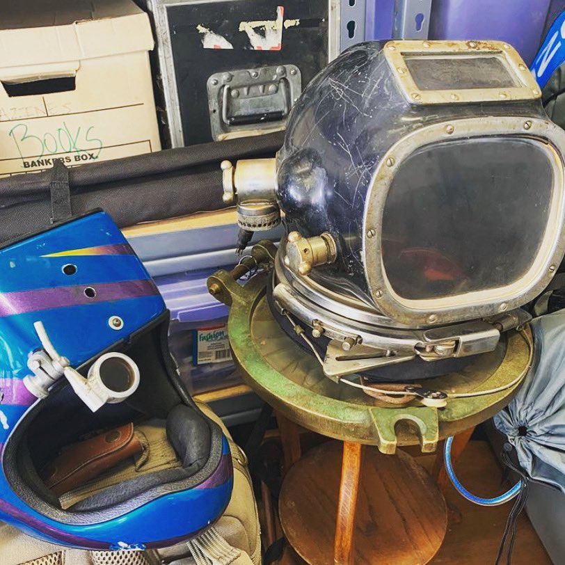 BoneheadHelmets's tweet photo. #repost #craigobrienphotography Tools of the trades for me and my Pop. 🙏🤘
#boneheadcomposites #madeinusa  #skydiving #iloveskydiving #carbonfiber #saynotoplastic #skydiveandes #boneheadhelmets #skydivinghelmets https://t.co/srTmqaKGQQ