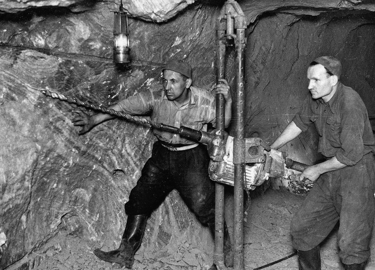 Over the last 2y  @lmacinnessnp & officers from both transport & spatial policy have dedicated a huge amount of blood, sweat & tears to hammering out (in some really pretty trying circumstances…) a transport strategy that is genuinely ambitious & forward thinking