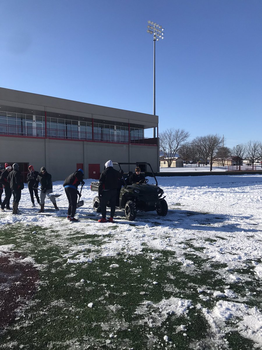 GorillasBSB's tweet photo. We will see you all Monday! #GorillaNation #OpeningDay https://t.co/8E9r7D1ymX