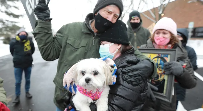 Finally -- after three years and four months in sanctuary at Columbus Mennonite Church -- Edith Espinal gets to go home to her family.

"Finally, I can go home," Espinal said to @columbusdispatch.