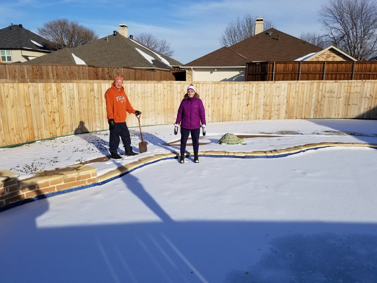 davispe3's tweet photo. You know it is cold in Texas when you can walk on top of your pool!! https://t.co/vQYxvFVk3g