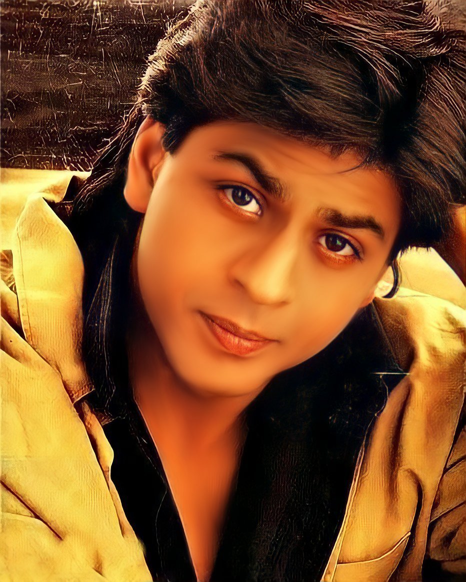 𝐀 𝐓𝐡𝐫𝐞𝐚𝐝 { 𝑪𝒐𝒍𝒐𝒖𝒓𝒇𝒖𝒍 𝑺𝒎𝒊𝒍𝒆𝒚𝒔 } @iamsrk
