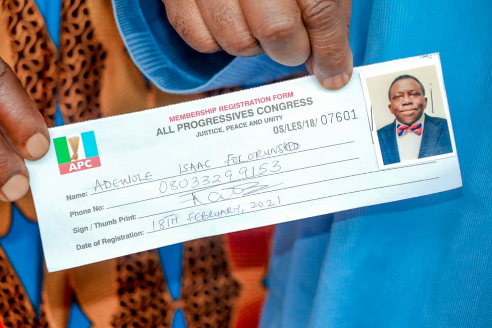 UtilityOpeyemi's tweet photo. Yesterday, the former Minister of Health, @IsaacFAdewole re-validated his APC membership at his Unit 6, ward 7 at Iroye area of Ilesa East Local Government
#APCREGISTRATION
#apcmembership https://t.co/eihfTnb8rx