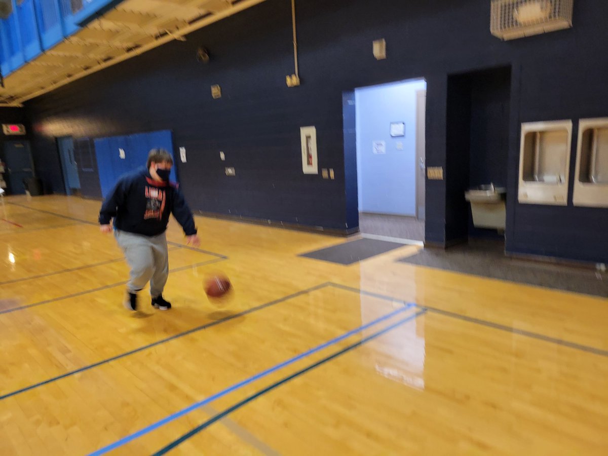 JenniferMilinki's tweet photo. Great to be competing again in S.O.! We had such a fun time tonight! Go Lions! π¦π¦π¦ #lisleonepride #solimitless https://t.co/s2DBxbwDoD