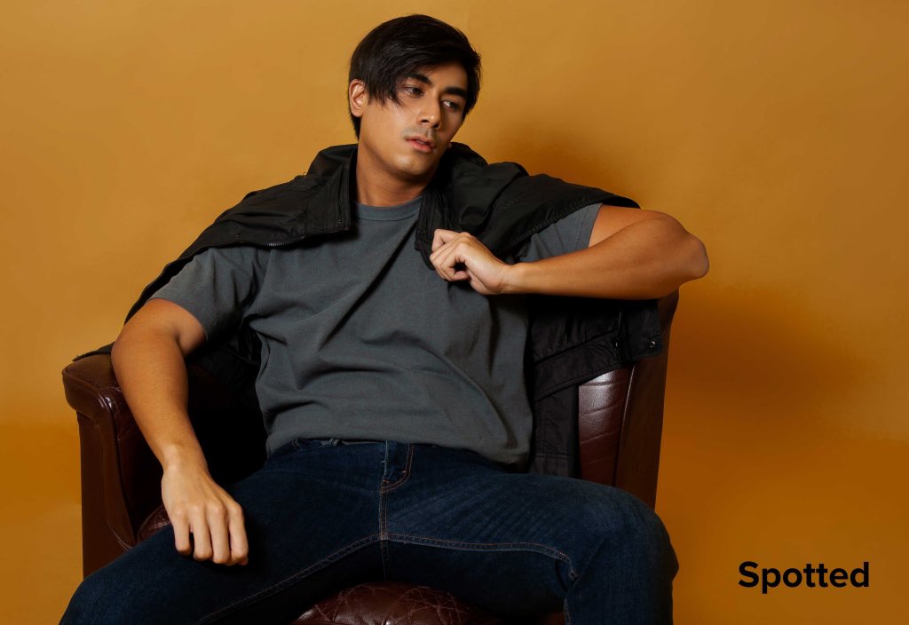 brunogabrielTV's tweet photo. Hey, my dudes!! I’m on a cover story!! If you haven’t done so, check it out!!
Link: https://t.co/raDZpBdjir
Photography Von Buenconsejo
Assisted by Danielle Nepales
Grooming Joerie Tacuban
Story by Danielle Arcon
#SpottedMagazine #SpottedMagPH #SpottedSpotlight #Spotlight https://t.co/p9A2i120uS