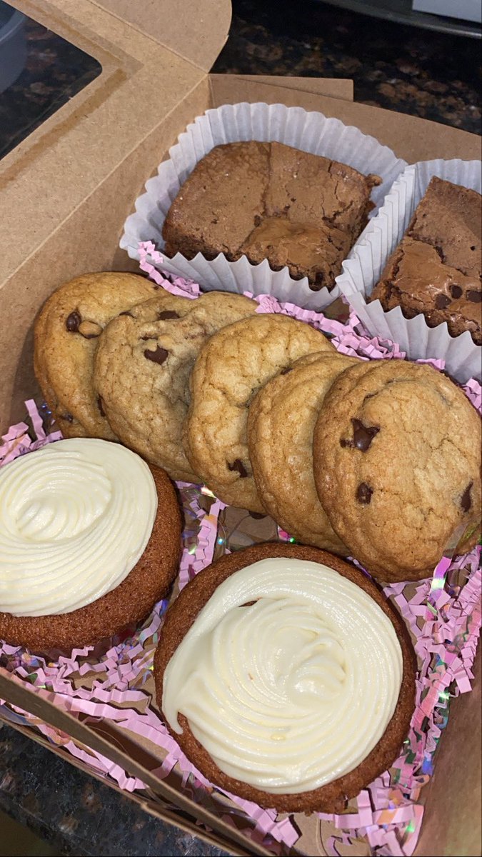 natsoto3's tweet photo. If you know me you know this has been in the works for a while but I’m finally ready to share with all of you!! Follow my baking page @ bakedon50th on Instagram to order the yummiest goodies made from scratch! From my kitchen to your tummy! https://t.co/21VuhOMm4D