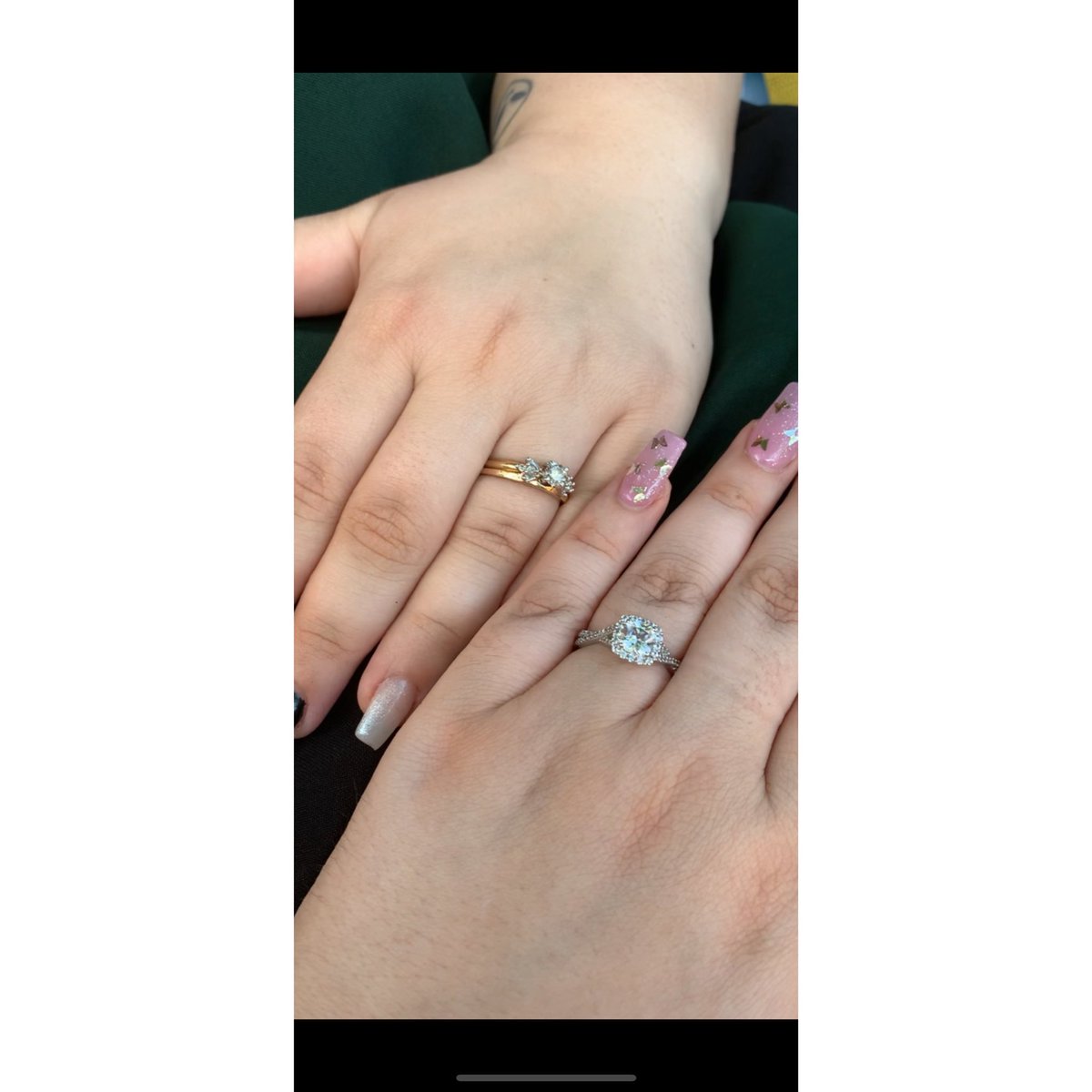 ItsCarlyBitch's tweet photo. SHE SAID YES!💍
And surprised me.. then
I SAID YES 💍🥰
@LittleCBurlette  I love you more than all the stars in the sky✨ https://t.co/adso5gQNYX
