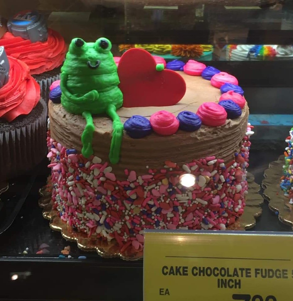 2021 is the year of frog cakesA THREAD 