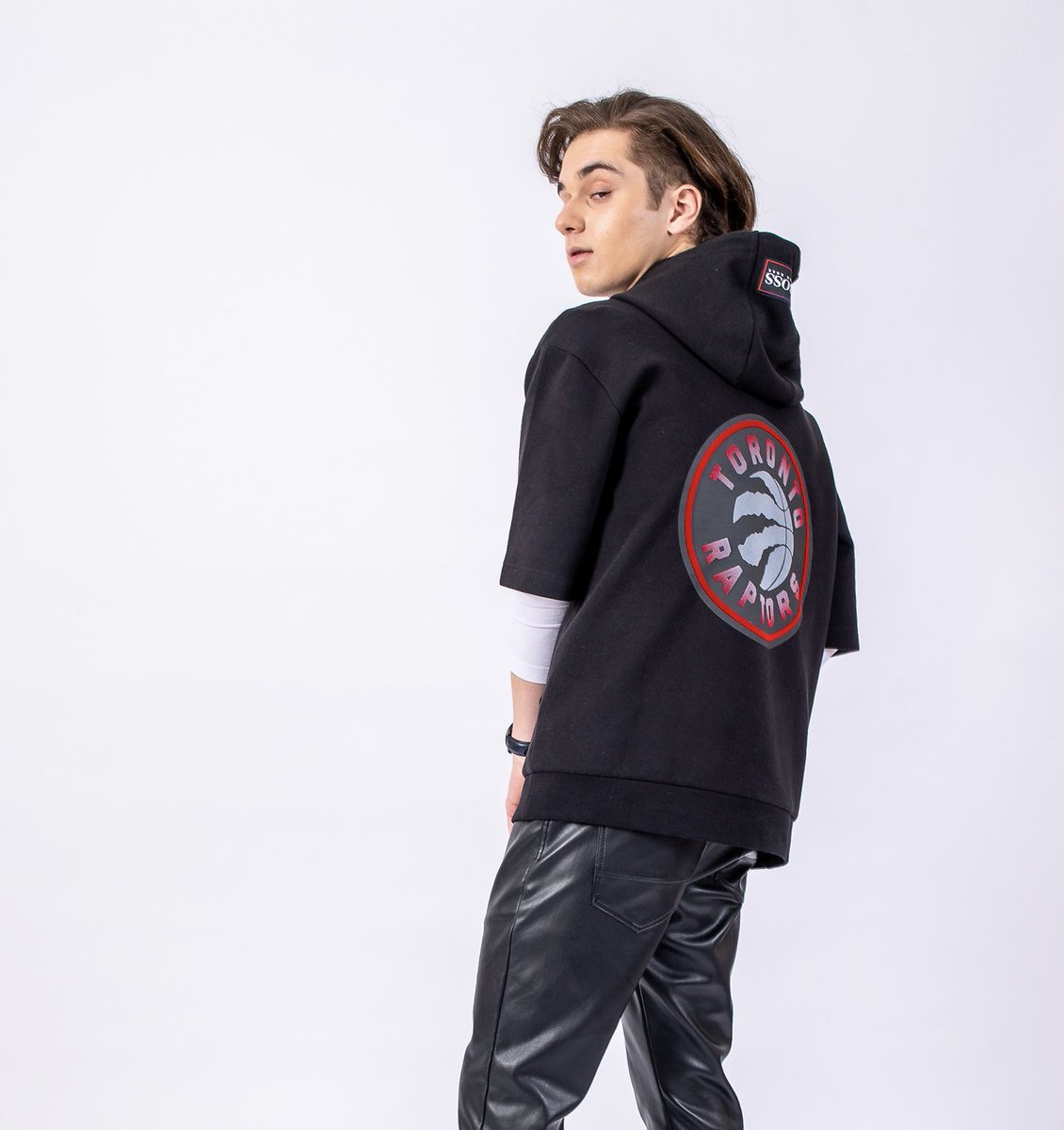 _maxparkermusic's tweet photo. Flex your style. #BOSSXNBA #BOSSteam https://t.co/OfurKDCmHt