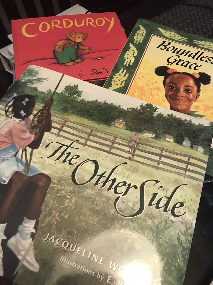 SummitHallRS's tweet photo. Black History Month Pajama Reading night #readingrocks #learningfacts @MinehanTerri @mrs_wysong https://t.co/9IN8WbjAeR