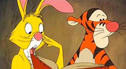 Cuando tu amiga te está mostrando el chisme y viene con todo y capturas de pantalla...
 Yo: